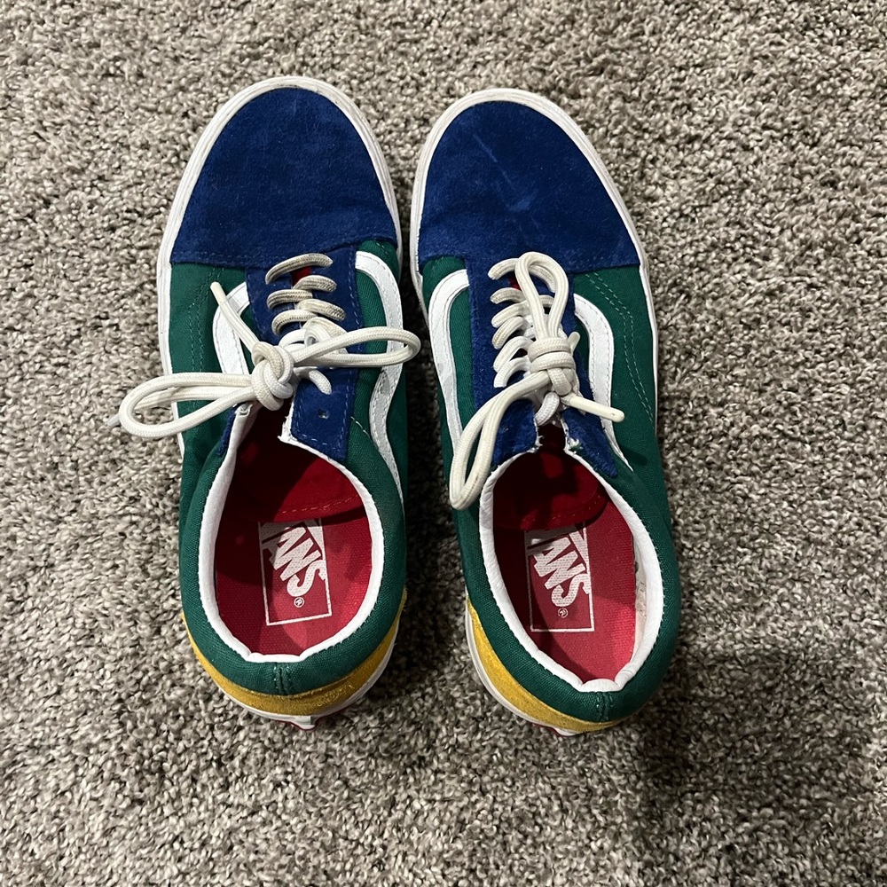 Women’s size 8.0 US multicolored suede Vans